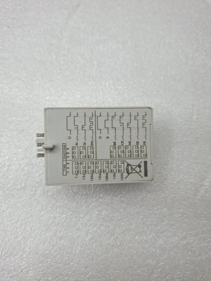 86.00.0.240.0000 Finder Multi-Function Timer Module 12V-240V AC/DC coil